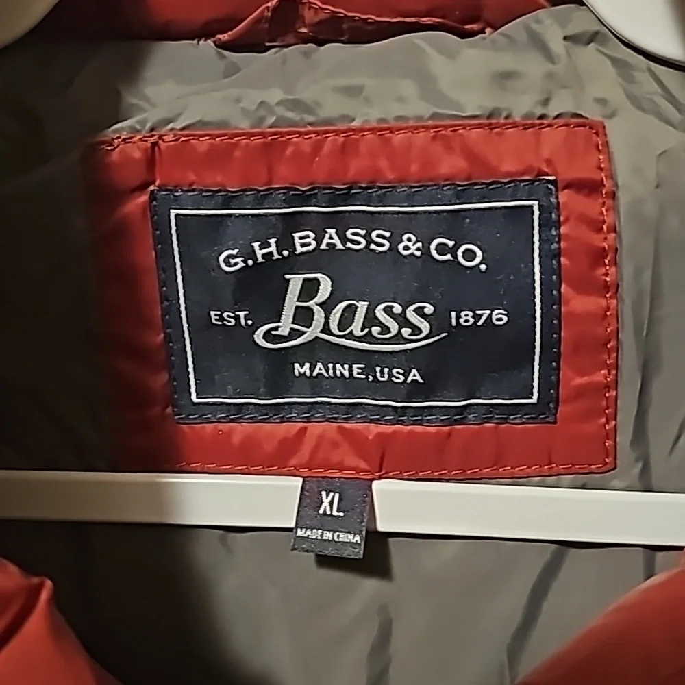 NWT G.H. Bass vest
